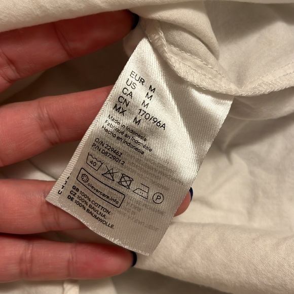 H&M White long sleeves in Medium. Pre-loved :) - Picture 3 of 4